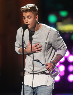 27.07 | Young Hollywood Awards, apresentado por Samsung Galaxy.