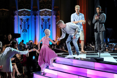 27.07 | Young Hollywood Awards, apresentado por Samsung Galaxy.