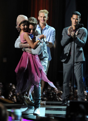27.07 | Young Hollywood Awards, apresentado por Samsung Galaxy.
