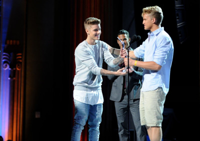27.07 | Young Hollywood Awards, apresentado por Samsung Galaxy.