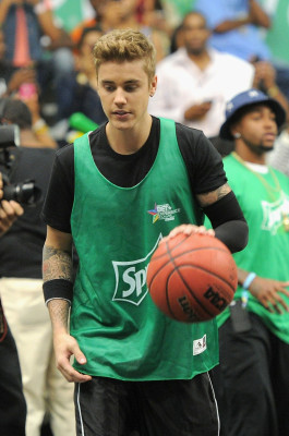 28.06 | BET Experience no L.A. LIVE — Jogo de Basquete das Celebridades da Sprite.