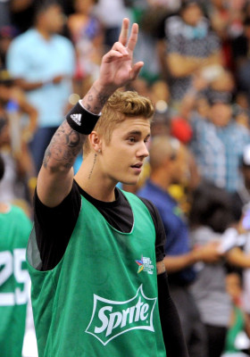28.06 | BET Experience no L.A. LIVE — Jogo de Basquete das Celebridades da Sprite.