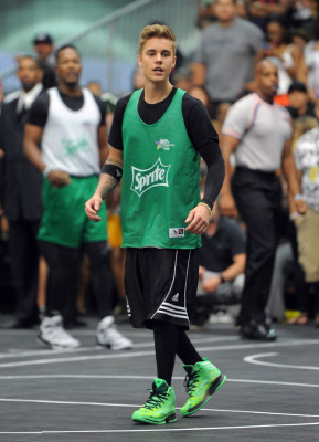 28.06 | BET Experience no L.A. LIVE — Jogo de Basquete das Celebridades da Sprite.