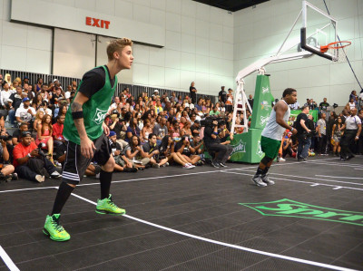 28.06 | BET Experience no L.A. LIVE — Jogo de Basquete das Celebridades da Sprite.
