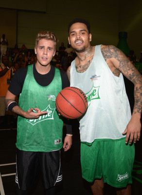 28.06 | BET Experience no L.A. LIVE — Jogo de Basquete das Celebridades da Sprite.