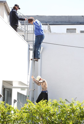 24.03 |  Com amigos em um rooftop de Los Angeles.