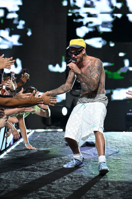 18.07 | Performando no 3º dia do Fanatics Fest NYC, em Nova York.