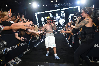 18.07 | Participando do 3º dia do Fanatics Fest, em Nova York.