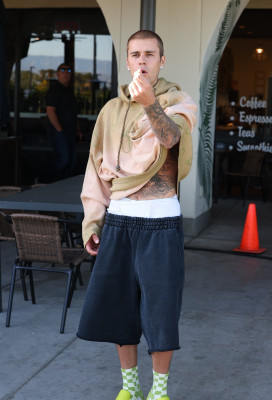 09.04 | Tomando café com amigos em Palm Springs.