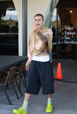 09.04 | Tomando café com amigos em Palm Springs.