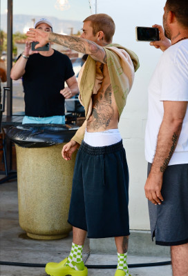 09.04 | Tomando café com amigos em Palm Springs.