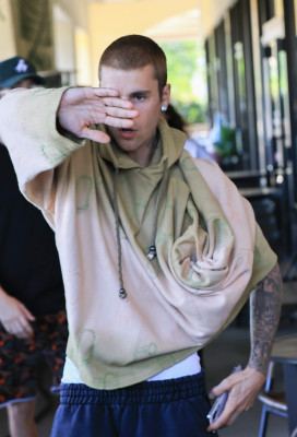 09.04 | Tomando café com amigos em Palm Springs.