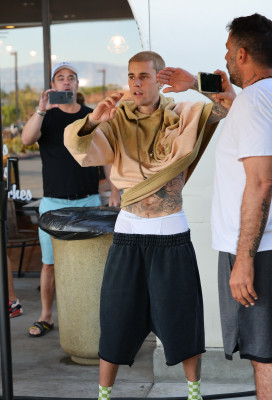 09.04 | Tomando café com amigos em Palm Springs.