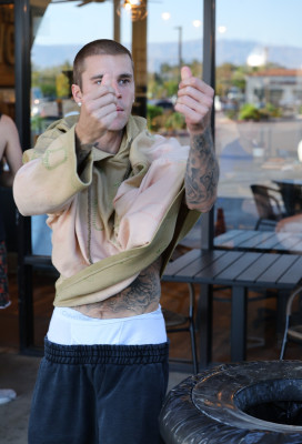 09.04 | Tomando café com amigos em Palm Springs.