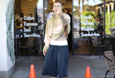 09.04 | Tomando café com amigos em Palm Springs.