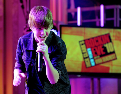 31.12 | A Festa de Ano Novo de Dick Clark com Ryan Seacrest