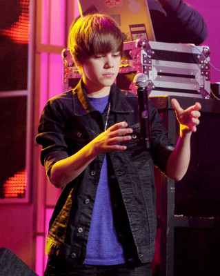 31.12 | A Festa de Ano Novo de Dick Clark com Ryan Seacrest