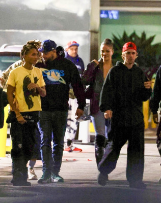 06.01 | Curtindo a noite com amigos no Wally’s em Los Angeles
