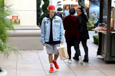 20.12 | No shopping The Grove em Los Angeles, CA.