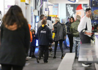 18.12 | No Los Angeles Kings Valley Ice Center em Panorama City, CA.