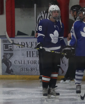 17.12 | Justin Bieber no Los Angeles Kings Valley Ice Center em Panorama City, Califórnia