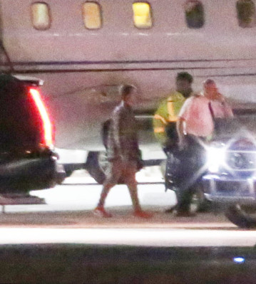 17.12 | No aeroporto Van Nuys em Los Angeles, CA
