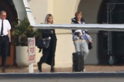 16.12 | No aeroporto em Van Nuys, Califórnia