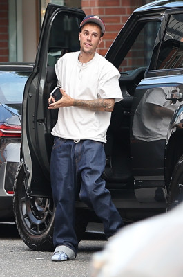10.09 | Tomando um sorvete por Beverly Hills, CA.