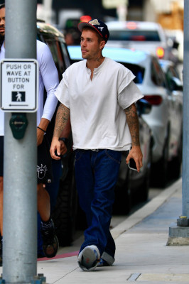 10.09 | Tomando um sorvete por Beverly Hills, CA.