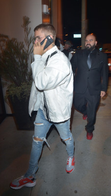 27.01 | Chegando em restaurante em Los Angeles, Califórnia