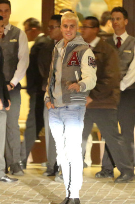 25.02 | Justin Bieber no hotel Montage em Beverly Hills, CA