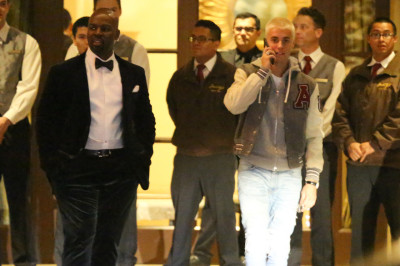 25.02 | Justin Bieber no hotel Montage em Beverly Hills, CA