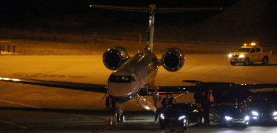 03.05 | Justin Bieber é visto em um aeroporto em Perth, Austrália