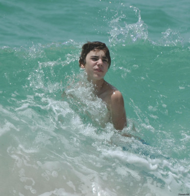 19.08 | Justin Bieber e seu pai em Barbados