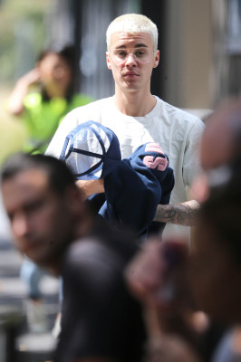 03.11 | Justin Bieber é fotografado em Melbourne, na Austrália