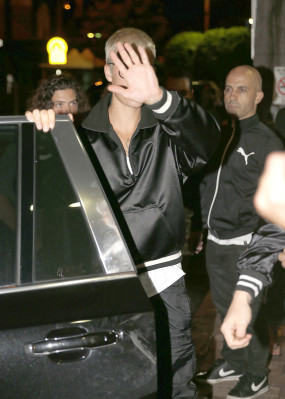 16.03 | Justin Bieber é visto em bar em Sydney, na Austrália