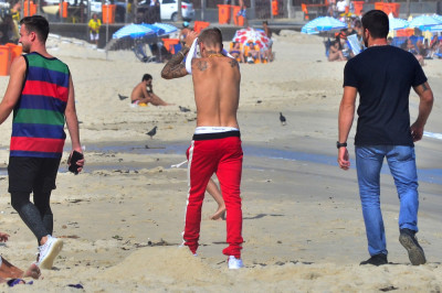 29.03 | Justin Bieber na praia de Ipanema, Rio de Janeiro
