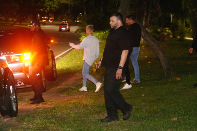 29.03 | Justin Bieber andando de skate no Aterro do Flamengo no Rio de Janeiro