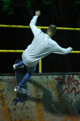 29.03 | Justin Bieber andando de skate no Aterro do Flamengo no Rio de Janeiro