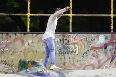 29.03 | Justin Bieber andando de skate no Aterro do Flamengo no Rio de Janeiro