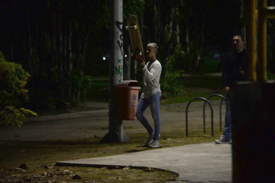29.03 | Justin Bieber andando de skate no Aterro do Flamengo no Rio de Janeiro
