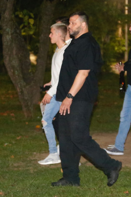 29.03 | Justin Bieber andando de skate no Aterro do Flamengo no Rio de Janeiro