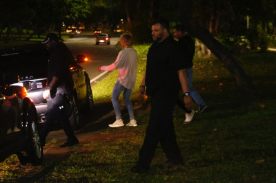 29.03 | Justin Bieber andando de skate no Aterro do Flamengo no Rio de Janeiro