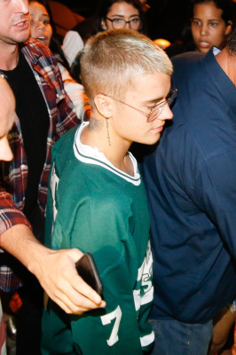 30.03 | Justin Bieber é fotografado no Rio de Janeiro, Brasil