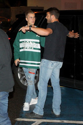 30.03 | Justin Bieber é fotografado no Rio de Janeiro, Brasil