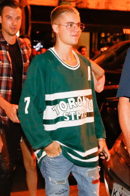 30.03 | Justin Bieber é fotografado no Rio de Janeiro, Brasil