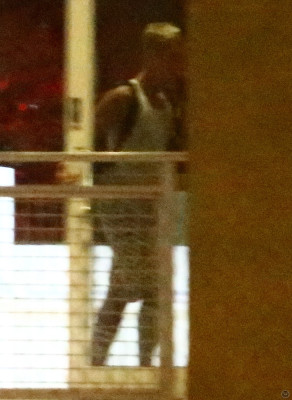 17.04 | Justin Bieber é fotografado em Miami, Flórida