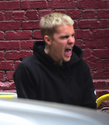 30.04 | Justin Bieber na igreja Hillsong em Nova Iorque
