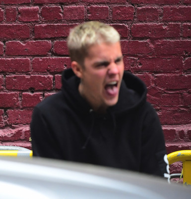 30.04 | Justin Bieber na igreja Hillsong em Nova Iorque