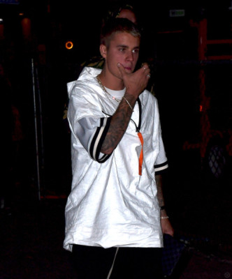 05.01 | Justin Bieber é fotografado em Nova Iorque, NY